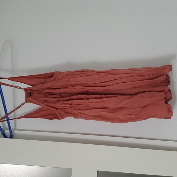 Swimsuit cover - Picture 2 of 3